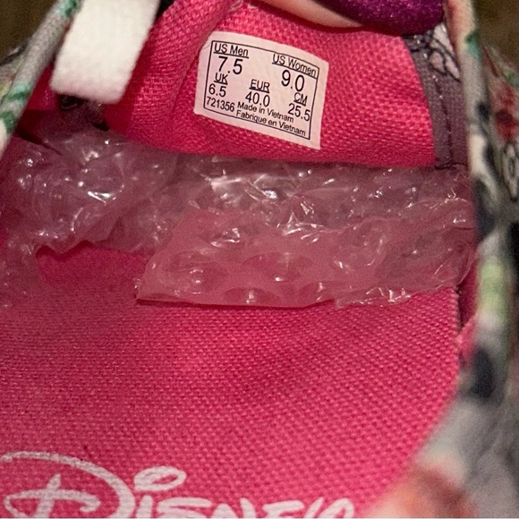 Vans Minnie Mouse Floral Sneakers - Picture 9 of 9